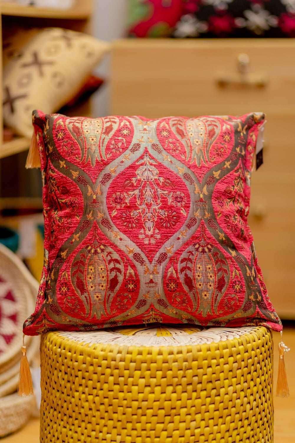 Turkish Cushion - Jacquard & Pink - QUMAS