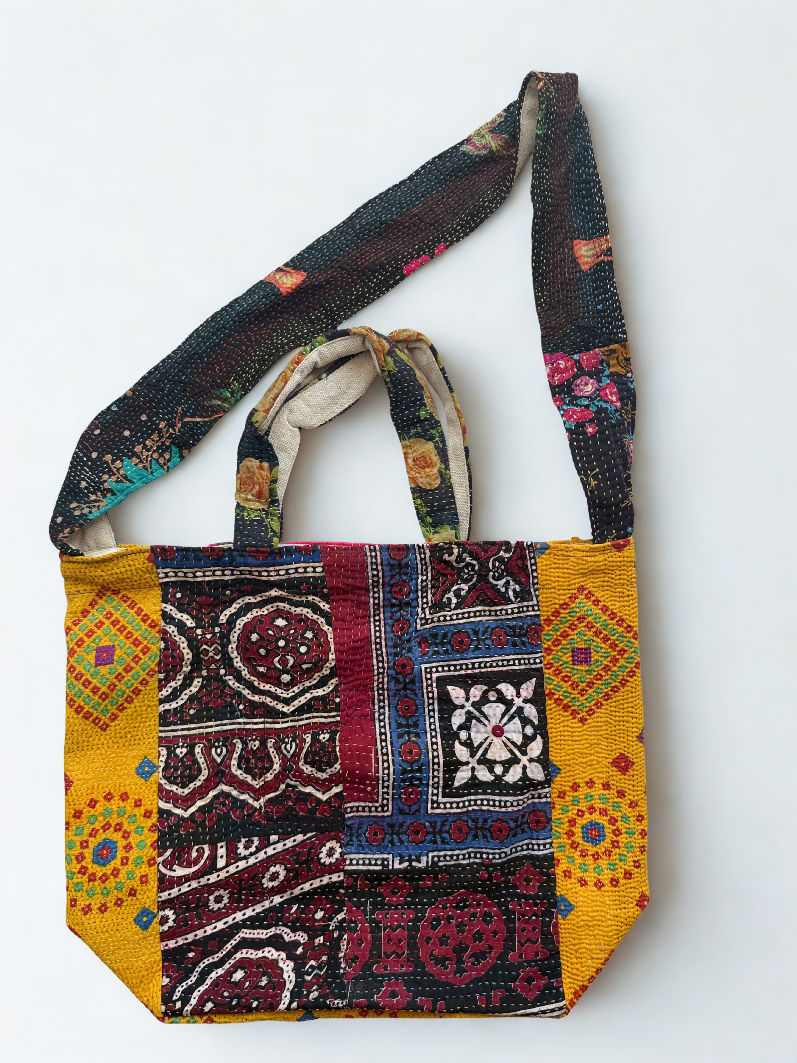 Sindhi Ralli Handmade Bag - Vintage Kantha