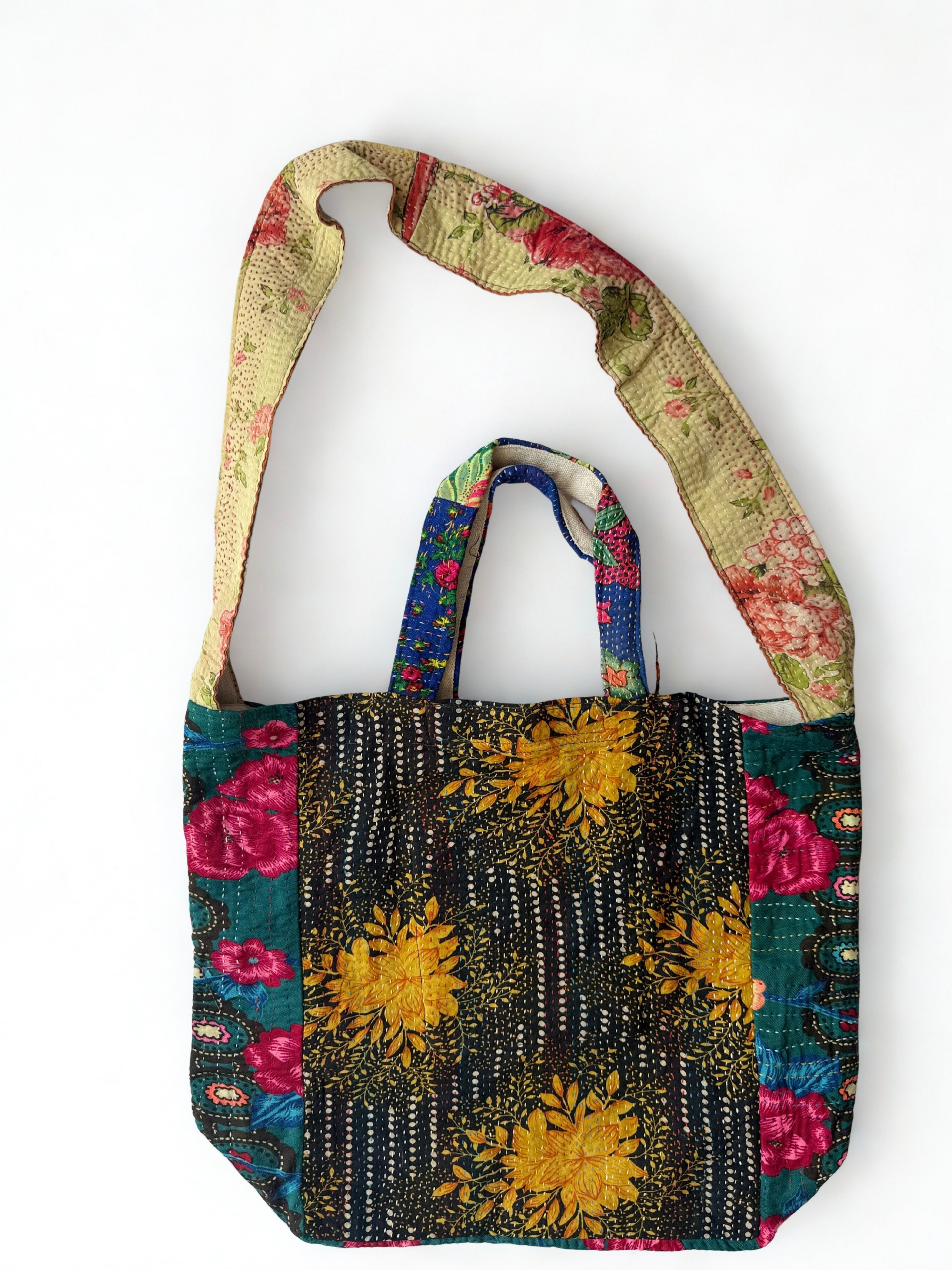 Sindhi Ralli Handmade Bag - vintage Kantha