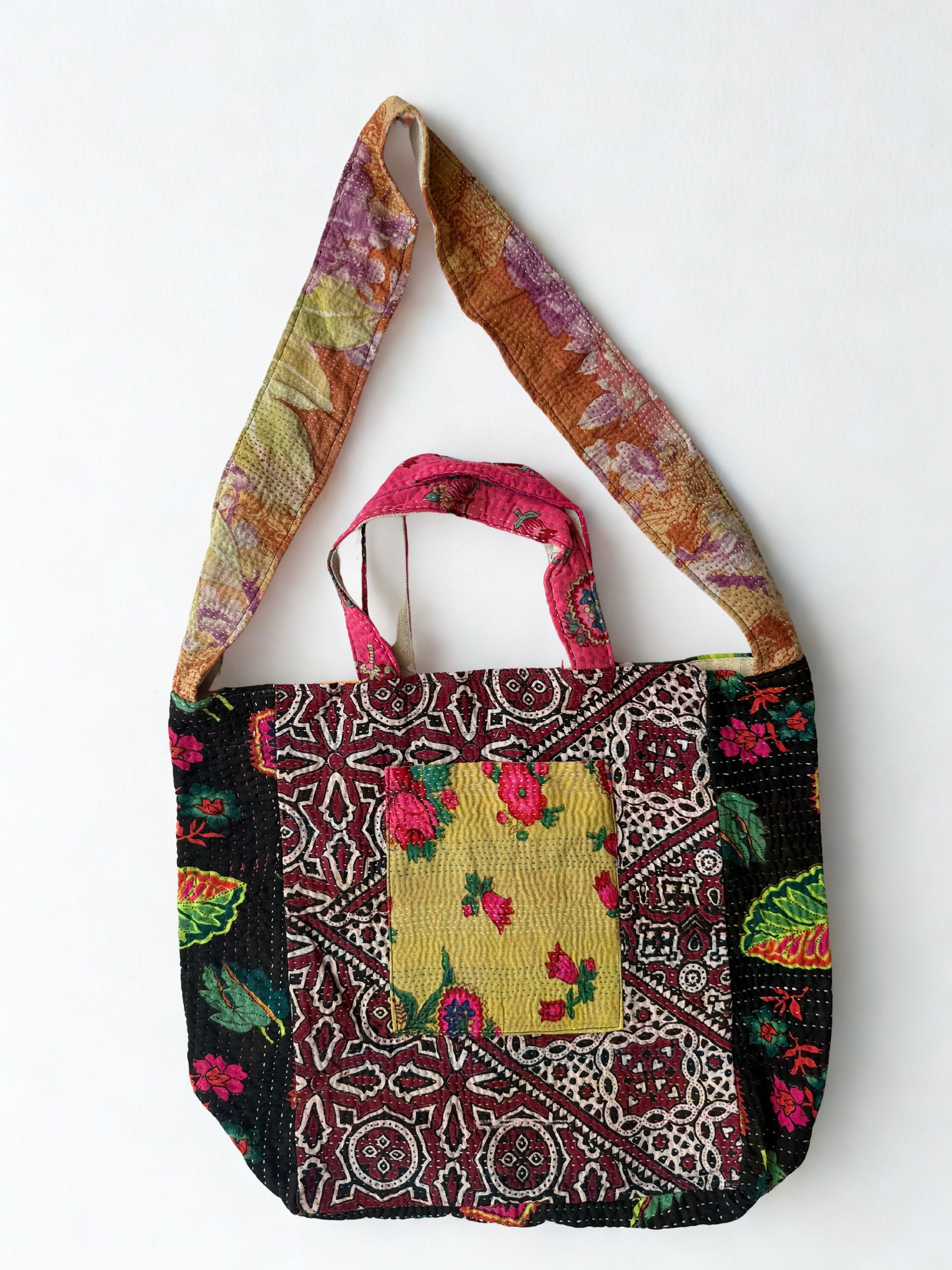 Sindhi Ralli Handmade Bag - vintage Kantha